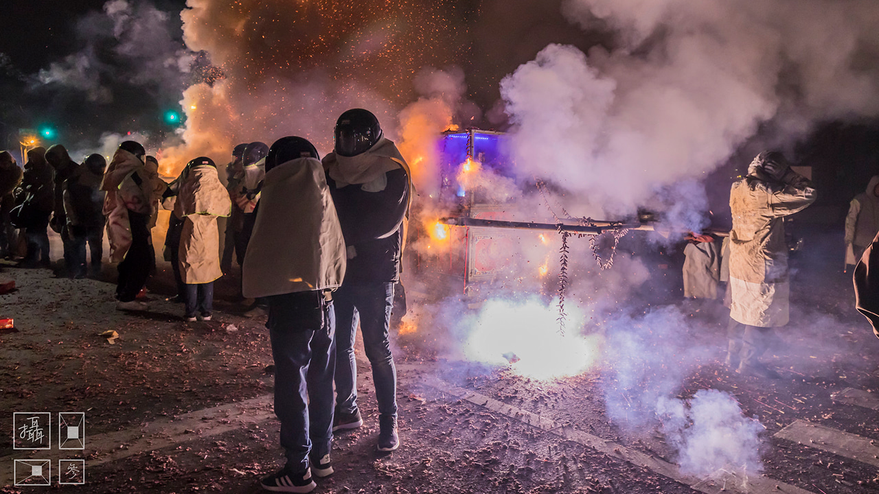 蜂狂夜未眠_作品簡介