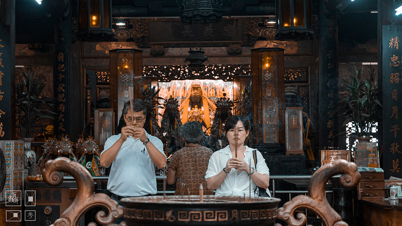 蜂狂夜未眠_創作理念